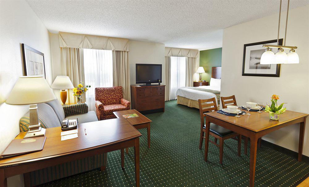אורורה Residence Inn By Marriott Denver Airport At Gateway Park מראה חיצוני תמונה